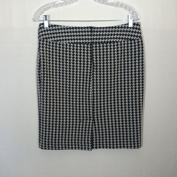 89TH & Madison black & white hounds tooth skirt 8 - Picture 2 of 6